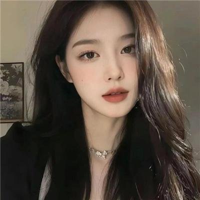 红衣小女孩